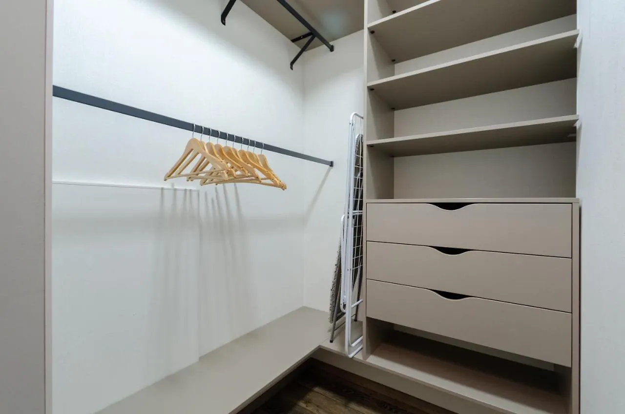 Petrovdom In Luxury Apartments At 68 Zhylyanska Street,38 Perlyna Kyiv 0*,