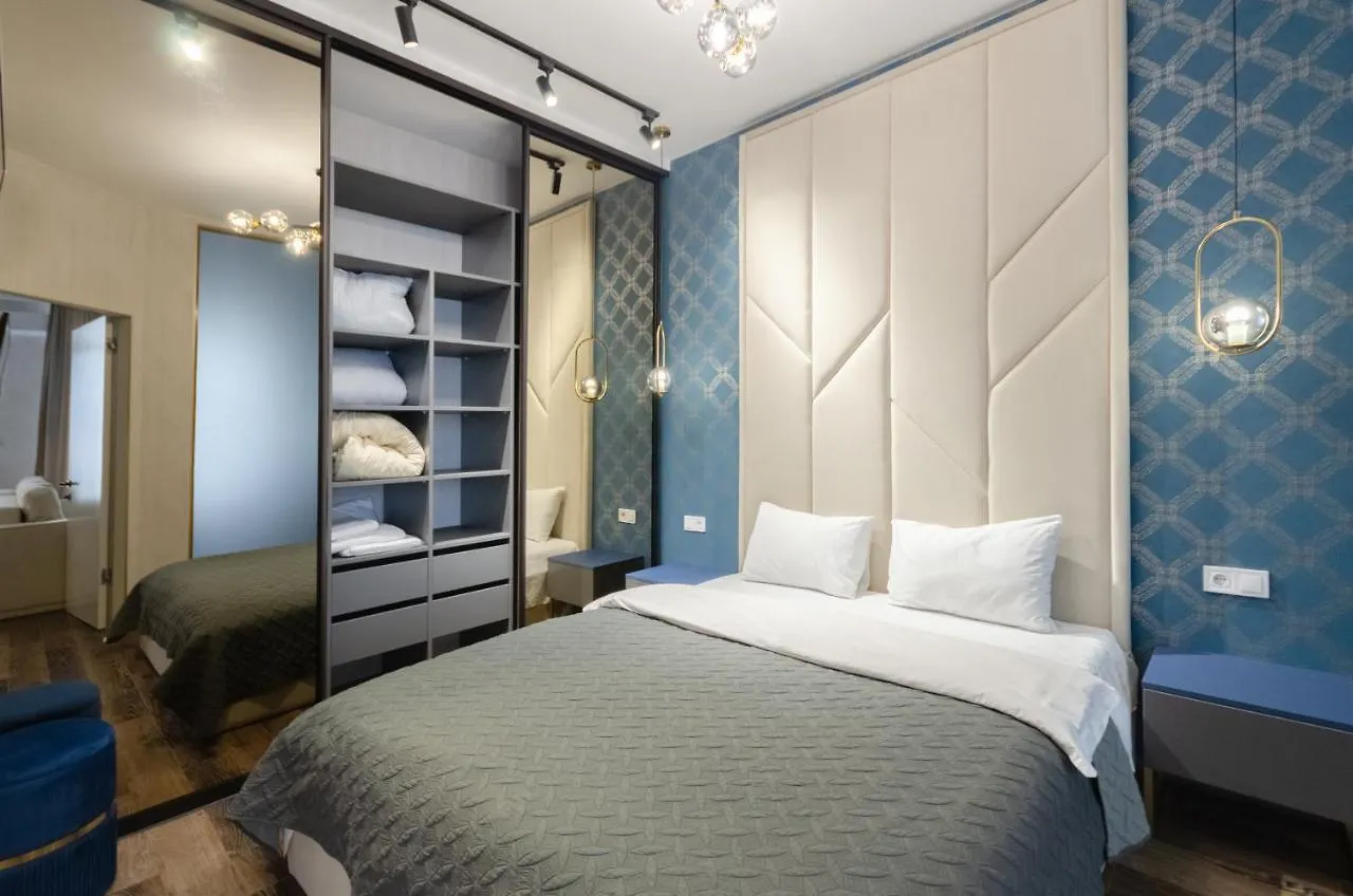 Petrovdom In Luxury Apartments At 68 Zhylyanska Street,38 Perlyna Kyiv
