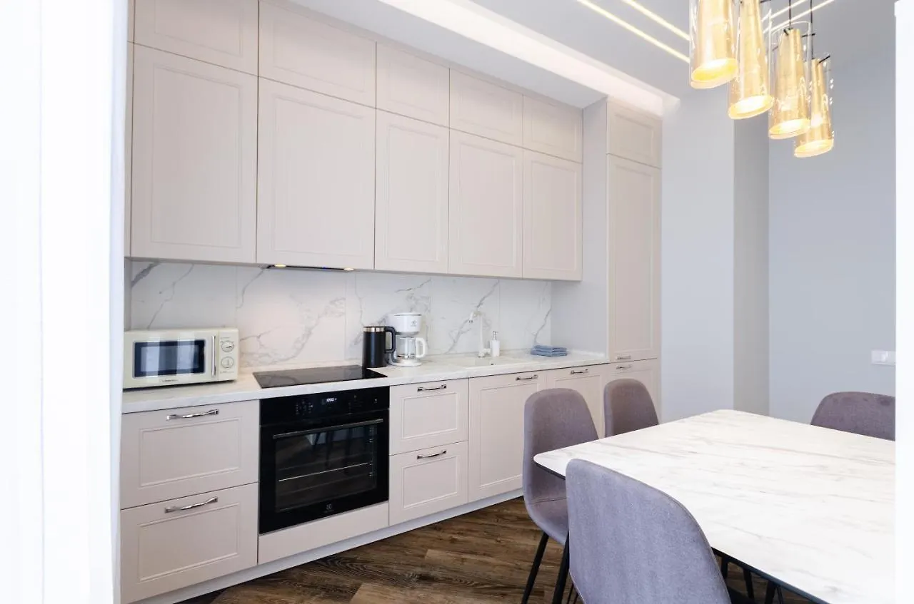 Petrovdom In Luxury Apartments At 68 Zhylyanska Street,38 Perlyna Kyiv Ukraine