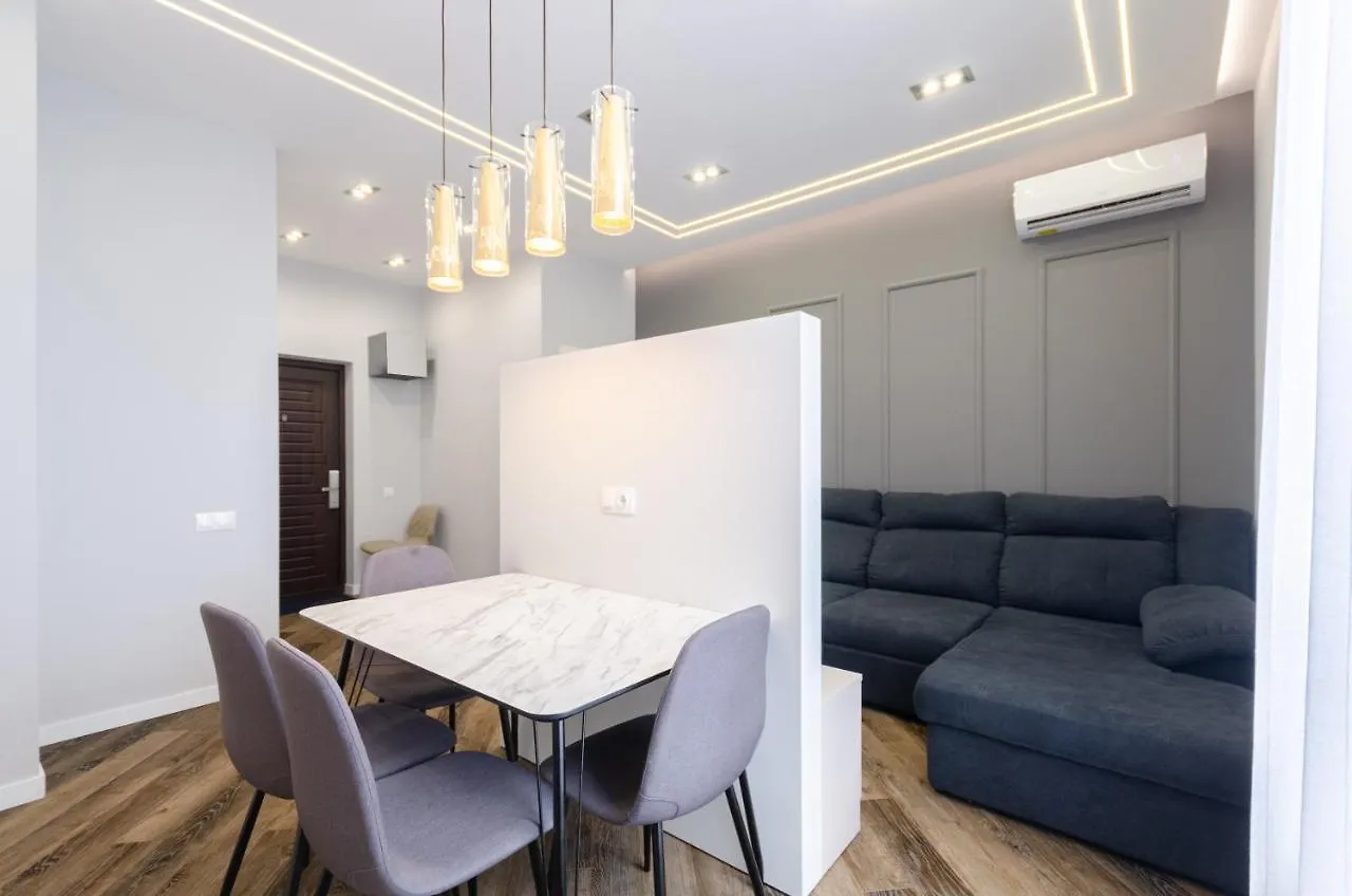 Petrovdom In Luxury Apartments At 68 Zhylyanska Street,38 Perlyna Kyiv 0*,  Ukraine