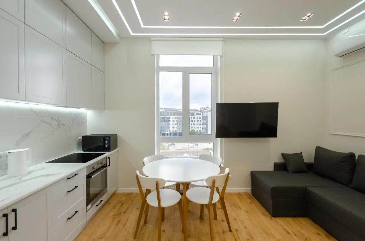 Petrovdom In Luxury Apartments At 68 Zhylyanska Street,38 Perlyna Kyiv